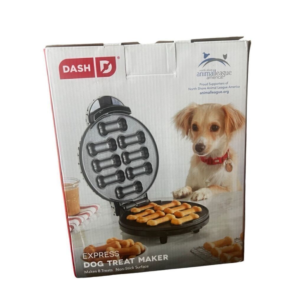 Dash Express Dog Treat Maker / New in Box / Makes 8 Treats at Once
